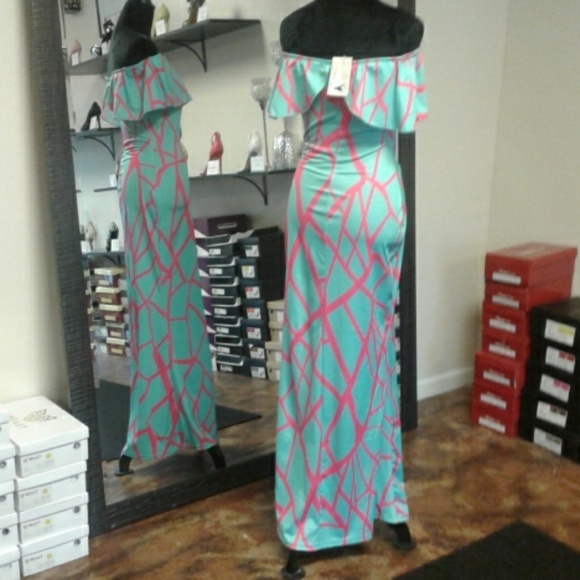 Maxi dress - Picture 2 of 2